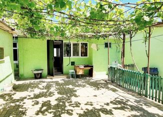 Продам 2-комнатную квартиру, 34.6 м2, Феодосия, улица Челнокова, 45