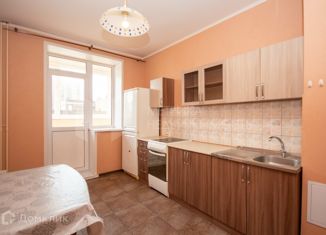 Двухкомнатная квартира на продажу, 51.5 м2, Тюменская область, улица Газовиков, 49