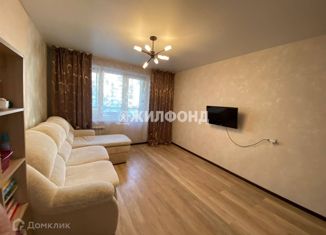 2-комнатная квартира на продажу, 52 м2, Кемерово, улица Серебряный Бор, 10, ЖК Семейный