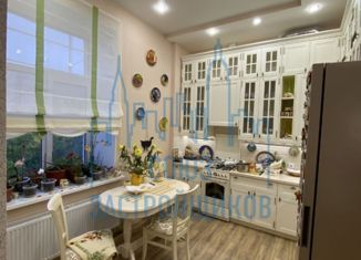 Продажа 2-ком. квартиры, 60 м2, Котовск, Октябрьская улица, 8А