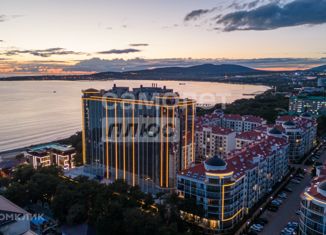 Продам 2-комнатную квартиру, 67.6 м2, Геленджик, улица Шмидта, 3