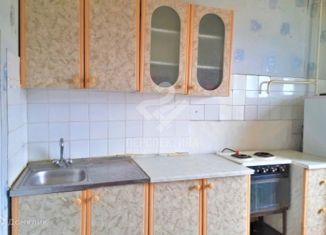 Продаю 1-ком. квартиру, 31.2 м2, Курган, проспект Конституции, 12А, район Энергетики