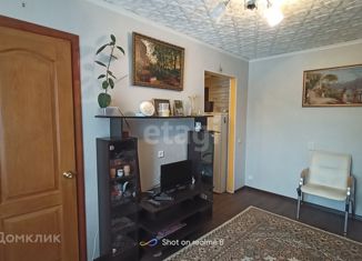 Продаю 2-комнатную квартиру, 24 м2, Энгельс, улица Ломоносова, 1