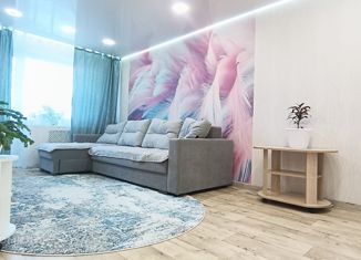 Продаю 3-комнатную квартиру, 58.9 м2, Сосновоборск, улица Новоселов, 28