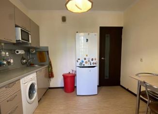 Продажа 2-ком. квартиры, 56 м2, Краснодар, улица Западный Обход, 42к8, ЖК Спортивная деревня