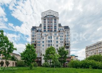 Продаю трехкомнатную квартиру, 190 м2, Москва, улица Новый Арбат, 29, метро Смоленская