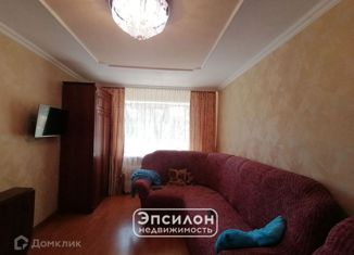 Продаю трехкомнатную квартиру, 58 м2, Курская область, Сумская улица, 42