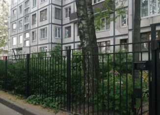 Продам двухкомнатную квартиру, 49.8 м2, Санкт-Петербург, Северный проспект, 73к1, метро Академическая