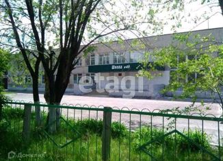 Продажа 4-ком. квартиры, 77 м2, Курган, улица Кузнецова, 8, район Рябково