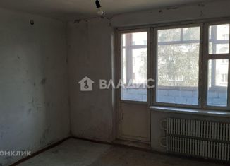 Продам 3-ком. квартиру, 57 м2, поселок Дубовое, Ягодная улица, 1А