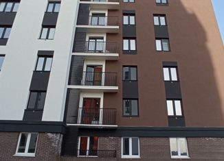 3-ком. квартира на продажу, 69.8 м2, село Первомайский, улица Строителя Николая Шишкина, 4/4