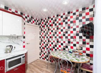 Продам 2-ком. квартиру, 64 м2, Тюмень, улица Московский Тракт, 154к1, ЖК Плеханово