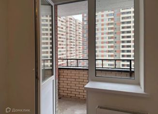 Продаю 2-комнатную квартиру, 56.3 м2, Мурино, ЖК Северный, улица Шоссе в Лаврики, 68к2