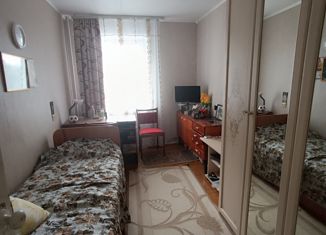 Продам 3-комнатную квартиру, 57 м2, Волгоградская область, улица Кирова, 133А