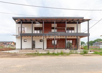 Продаю дом, 270 м2, поселок Власть Труда, Центральная улица