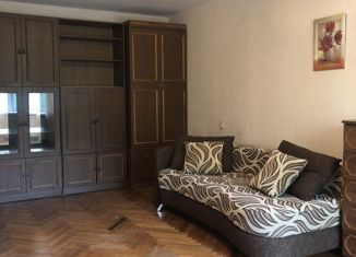 Продажа 4-комнатной квартиры, 82 м2, Санкт-Петербург, улица Дыбенко, 23к1, метро Проспект Большевиков