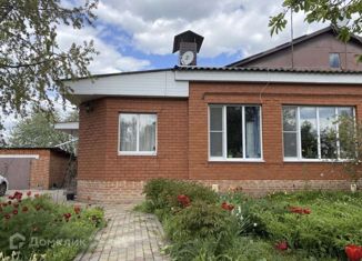 Продам дом, 106 м2, поселок городского типа Томаровка, улица Строителей