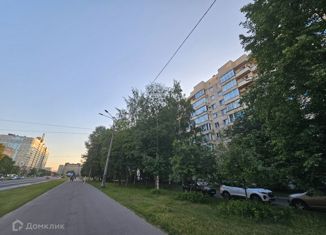 Продам 2-ком. квартиру, 54.8 м2, Санкт-Петербург, улица Нахимова, 3к1, улица Нахимова