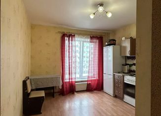 Продаю 1-комнатную квартиру, 32.8 м2, посёлок Шушары, Московское шоссе, 288