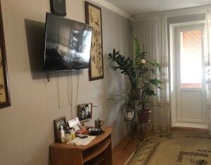 3-комнатная квартира на продажу, 63 м2, посёлок городского типа Боровский, улица Мира, 22