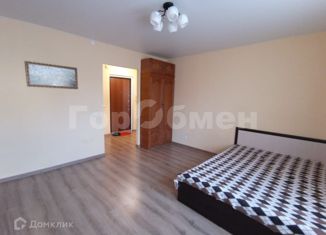 Сдам в аренду однокомнатную квартиру, 40 м2, Московский, улица Бианки, 8к2