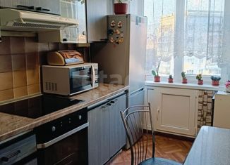 Продается трехкомнатная квартира, 60 м2, Новокузнецк, Кузнецкстроевский проспект, 44