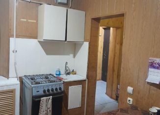 Трехкомнатная квартира в аренду, 55 м2, Таганрог, улица Максима Горького, 1