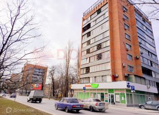 Продам 1-комнатную квартиру, 32 м2, Ростовская область, проспект Шолохова, 209