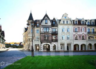 Продаю таунхаус, 409.7 м2, поселок дома отдыха Озера, Озёрная улица