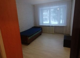 Сдается в аренду 2-комнатная квартира, 50 м2, Алексин, улица Урицкого, 28