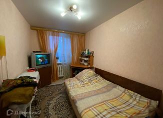 Продаю 2-ком. квартиру, 60 м2, Ставрополь, улица Ленина, 124, микрорайон №6