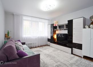 Продается 4-комнатная квартира, 71.2 м2, Новосибирск, улица Ключ-Камышенское Плато, 9, метро Золотая Нива