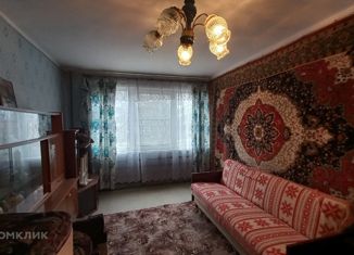 Продам однокомнатную квартиру, 32 м2, Тихвин, 6-й микрорайон, 15