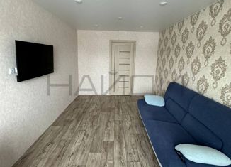 2-ком. квартира на продажу, 41.3 м2, посёлок городского типа Шилово, улица Стройкова, 4