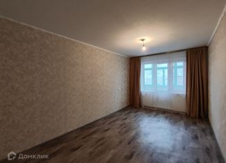 Продам однокомнатную квартиру, 32.8 м2, Челябинск, улица Братьев Кашириных, 118А, Калининский район