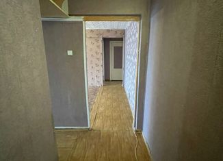 Продается 3-комнатная квартира, 59.2 м2, Ульяновск, улица Варейкиса, 47, Железнодорожный район