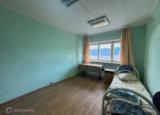 Продается 3-комнатная квартира, 74.9 м2, Владивосток, улица Борисенко, 104, Первомайский район