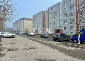 Продаю 2-ком. квартиру, 56.5 м2, Ленинградская область, улица Суворова, 31