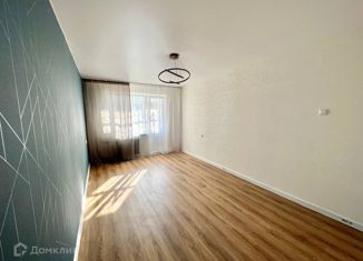 Продам 2-ком. квартиру, 48.5 м2, Элиста, 6-й микрорайон, 12, 6-й микрорайон