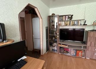 Четырехкомнатная квартира на продажу, 61.7 м2, Анжеро-Судженск, улица имени 50-летия Октября, 5