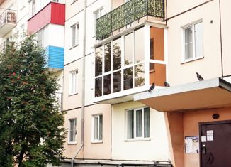 Продается трехкомнатная квартира, 65 м2, Полысаево, улица Шукшина, 33