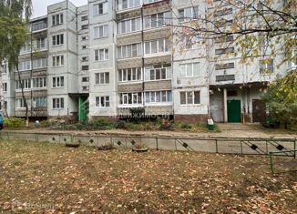 Продается двухкомнатная квартира, 53 м2, Новомичуринск, микрорайон Д, 17Д