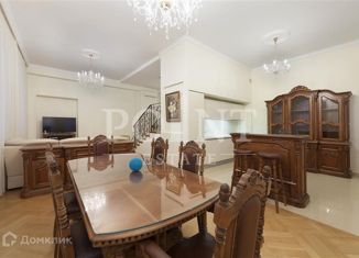 Аренда 4-ком. квартиры, 150 м2, Москва, Неглинная улица, 18с1, метро Трубная