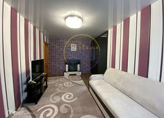 Продажа 4-ком. квартиры, 62 м2, Копейск, улица Голубцова, 42