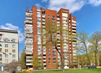 Продается трехкомнатная квартира, 82 м2, Москва, улица Серёгина, 3, улица Серёгина