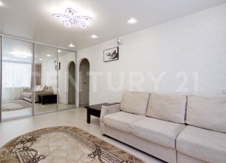 Продам 3-комнатную квартиру, 56.6 м2, Санкт-Петербург, Кубинская улица, 40, метро Парк Победы