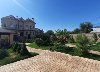 Продаю дом, 521.8 м2, Астраханская область, 1-я Персиковая улица