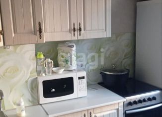 Продам 3-комнатную квартиру, 66.1 м2, Муравленко, улица Губкина, 36
