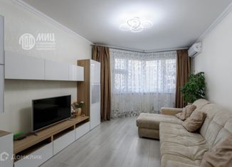 Продам 2-ком. квартиру, 60 м2, Московский, улица Бианки, 6к1