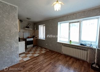 Продаю двухкомнатную квартиру, 42.7 м2, Крым, улица Ушакова, 4